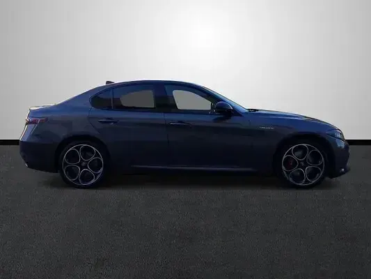 Nuevo Alfa Romeo Giulia Veloce 210 CV (154 kW) 2025 Berlina