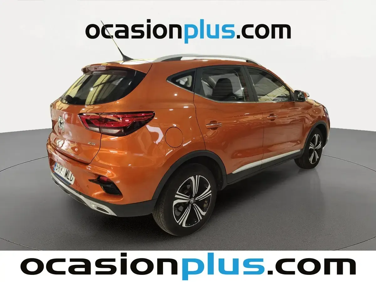 Usado MG ZS Comfort 106 CV (77 kW) 2023 Naranja SUV