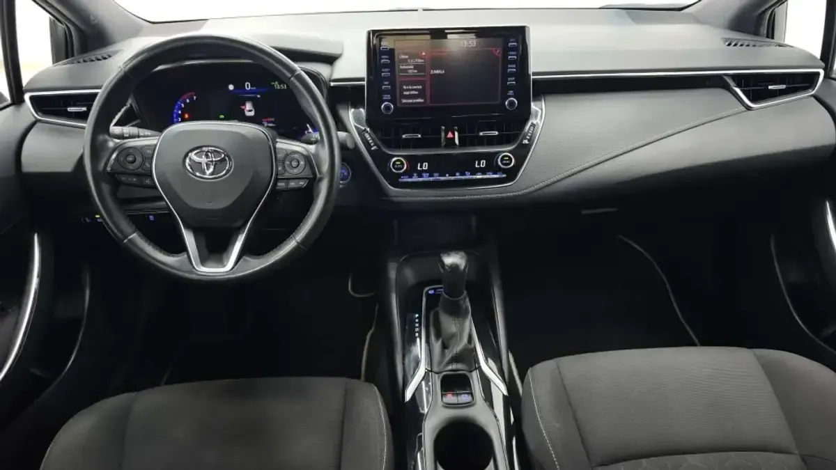 Usado Toyota Corolla Sport 122 CV (89 kW) 2021 Blanco Familiar