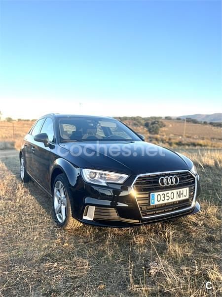 Usado Audi A3 150 CV (110 kW) 2019 Negro Berlina