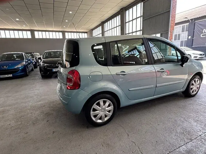Usado Renault Grand Modus Exception 90 CV (66 kW) 2011 Azul Monovolumen