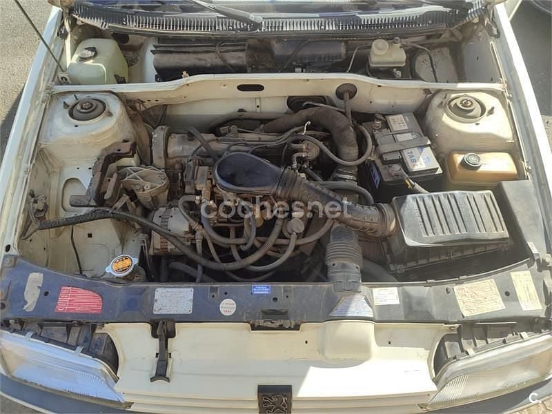 Usado Peugeot 405 110 CV (80 kW) 1991 Blanco Familiar