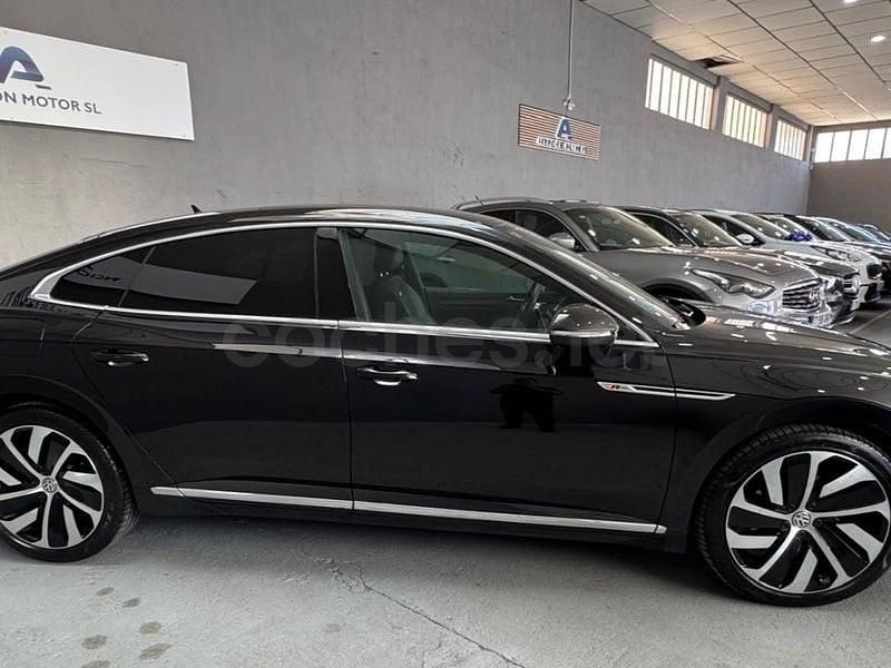Usado VW Arteon R-line 190 CV (139 kW) 2019 Negro Utilitario