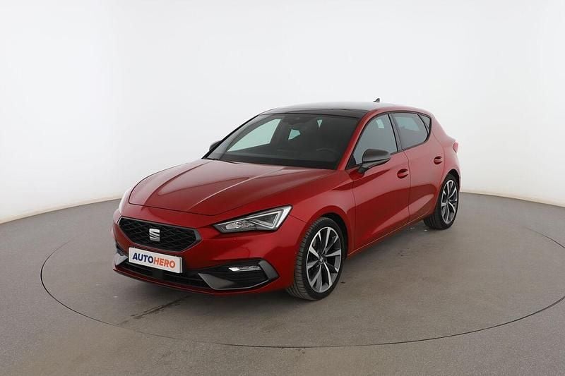 Rojo Usado 2021 Seat Leon FR Utilitario | 22.999 € (Precio justo) - Imagen 1/3