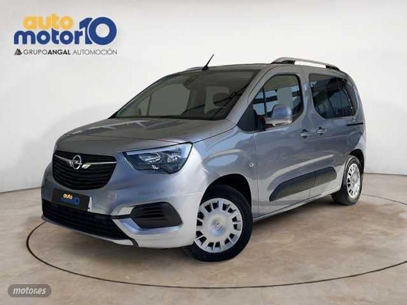 Usado Opel Combo Life Selective 131 CV (96 kW) 2020 Plateado