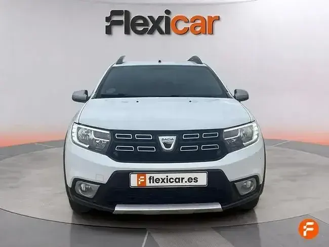 Usado Dacia Sandero Comfort 90 CV (66 kW) 2019 Blanco