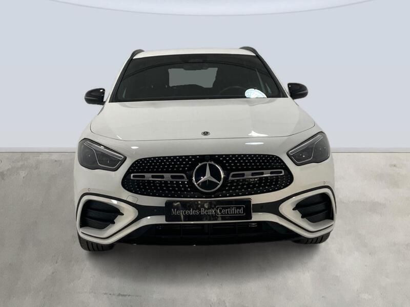 Usado Mercedes GLA220 190 CV (139 kW) 2024 Blanco SUV