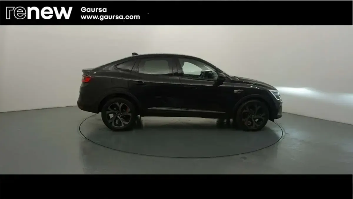 Usado Renault Arkana RS Line 140 CV (102 kW) 2021 Negro SUV