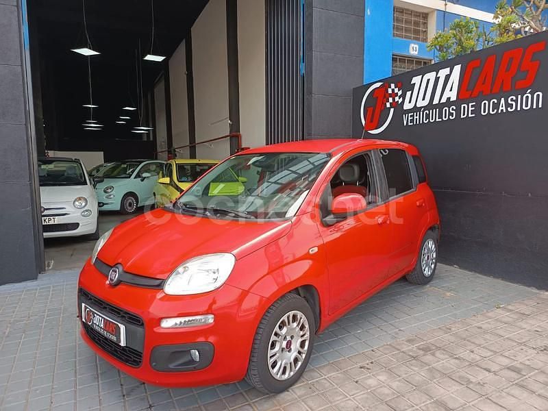 Rojo Usado 2016 Fiat Panda Lounge Utilitario | 5990 € (Precio justo) - Imagen 1/4