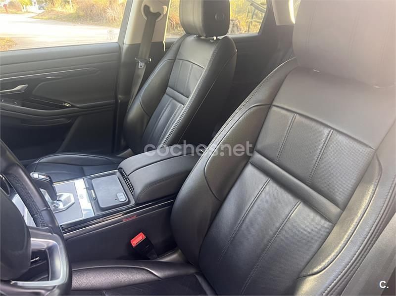 Negro Usado 2020 Land Rover Range Rover evoque SE SUV | 25.999 € (Precio justo) - Imagen 1/4