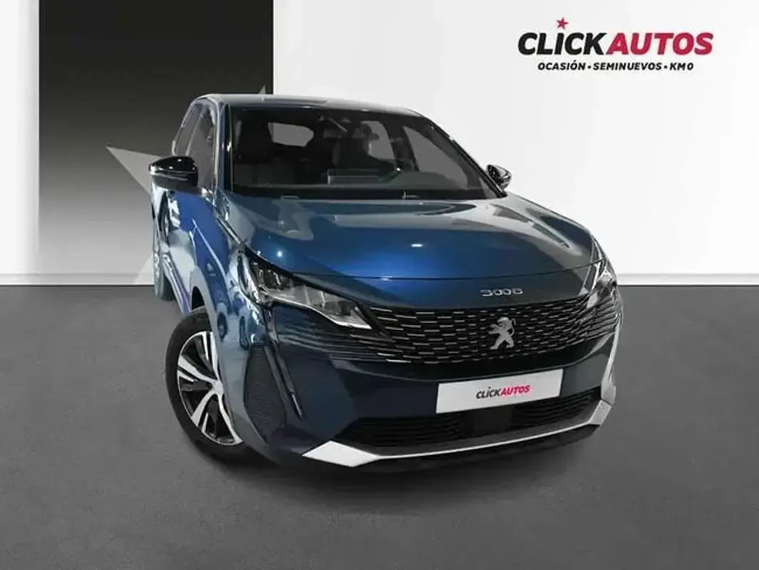 Usado Peugeot 3008 Allure 131 CV (96 kW) 2024 Azul SUV