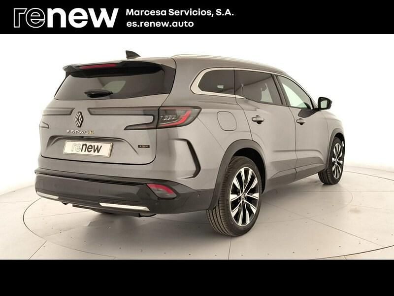 Usado Renault Espace Techno 200 CV (147 kW) 2023 Gris Familiar