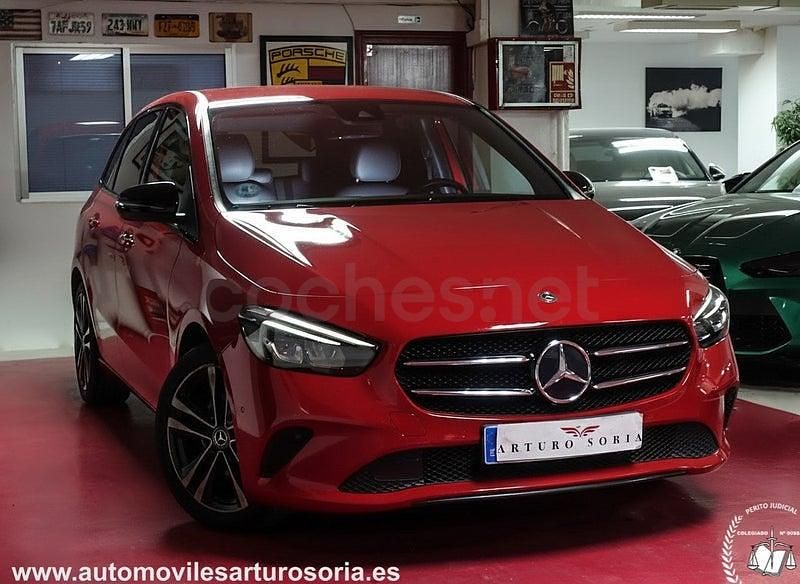 Usado Mercedes B200 163 CV (119 kW) 2021 Rojo Monovolumen