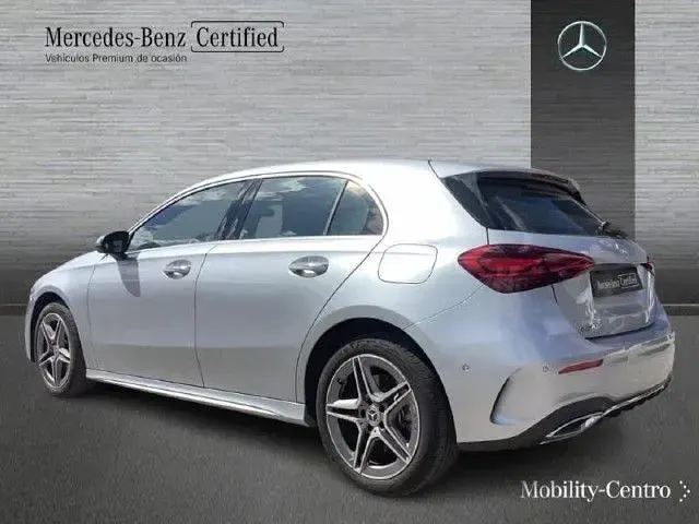 Usado Mercedes A250 218 CV (160 kW) 2025 Plata hightech Berlina