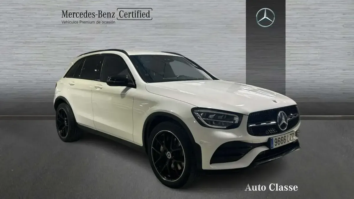 Usado Mercedes GLC300 AMG line 245 CV (180 kW) 2022 Blanco SUV