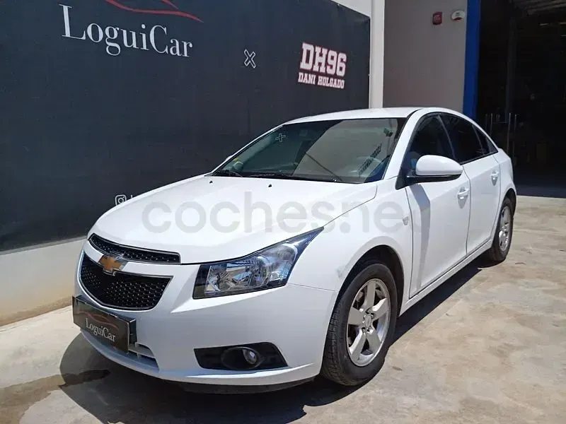Usado Chevrolet Cruze LS 124 CV (91 kW) 2011 Blanco Berlina
