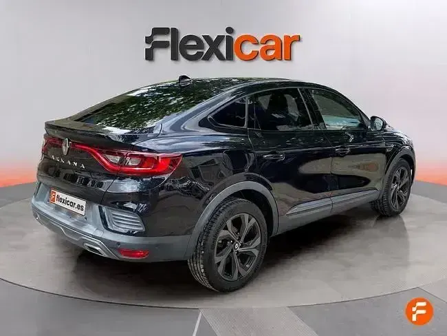 Usado Renault Arkana RS Line 140 CV (102 kW) 2022 Negro SUV