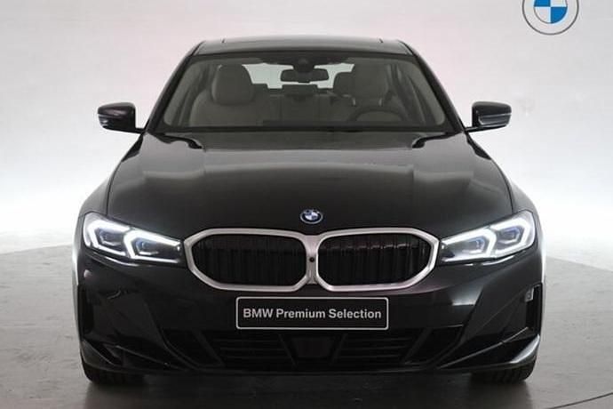 Nuevo BMW 330e Comfort Edition 292 CV (214 kW) 2025 Berlina