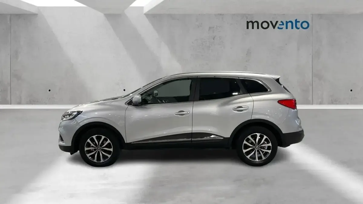 Usado Renault Kadjar LIMITED 140 CV (102 kW) 2022 Gris SUV