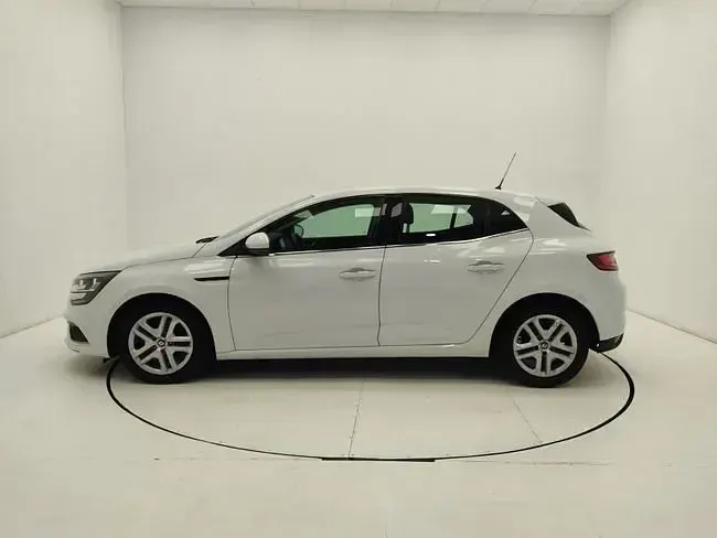 Usado Renault Mégane Business 115 CV (84 kW) 2019 Blanco
