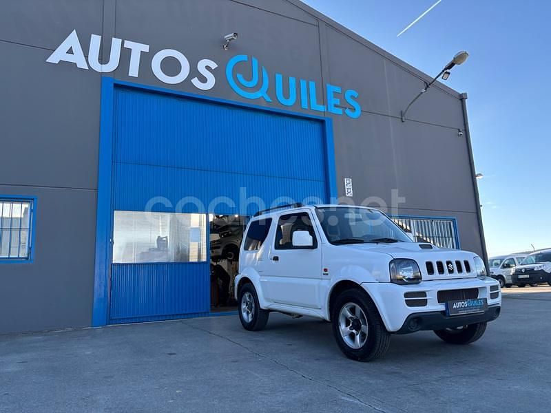 Usado Suzuki Jimny 86 CV (63 kW) 2010 Blanco SUV