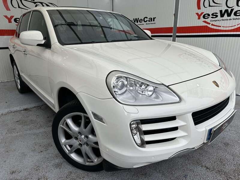 Blanco Usado 2010 Porsche Cayenne SUV | 17.490 € (Buen precio) - Imagen 1/4
