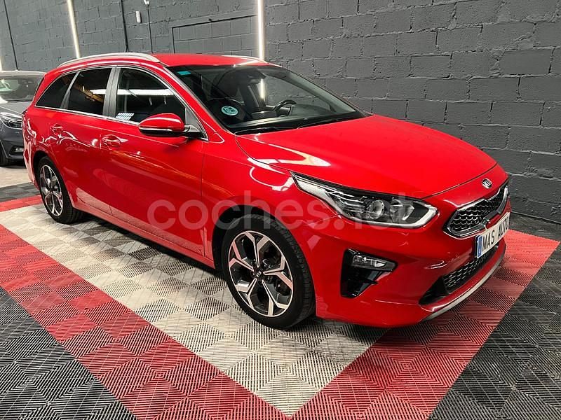 Rojo Usado 2019 Kia Ceed Familiar | 12.990 € (Buen precio) - Imagen 1/4