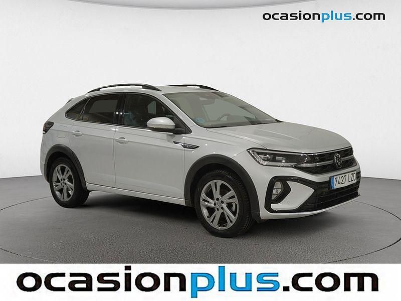 Usado VW Taigo R-line 110 CV (80 kW) 2022 Gris plata SUV