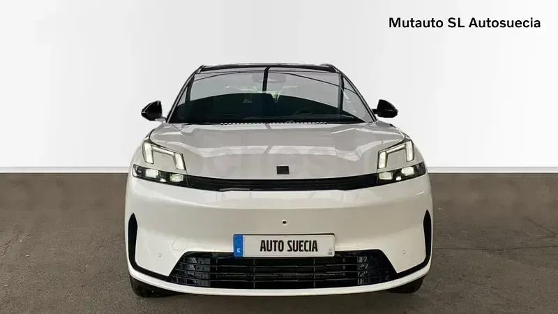 Usado Lynk & Co 08 350 CV (257 kW) 2025 Blanco SUV