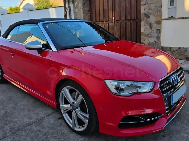 Usado Audi A3 Cabriolet 300 CV (220 kW) 2015 Rojo Descapotable