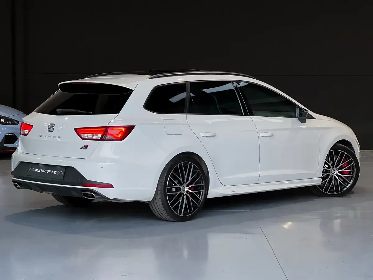 Usado Seat Leon ST CUPRA 280 CV (205 kW) 2015 Blanco Familiar