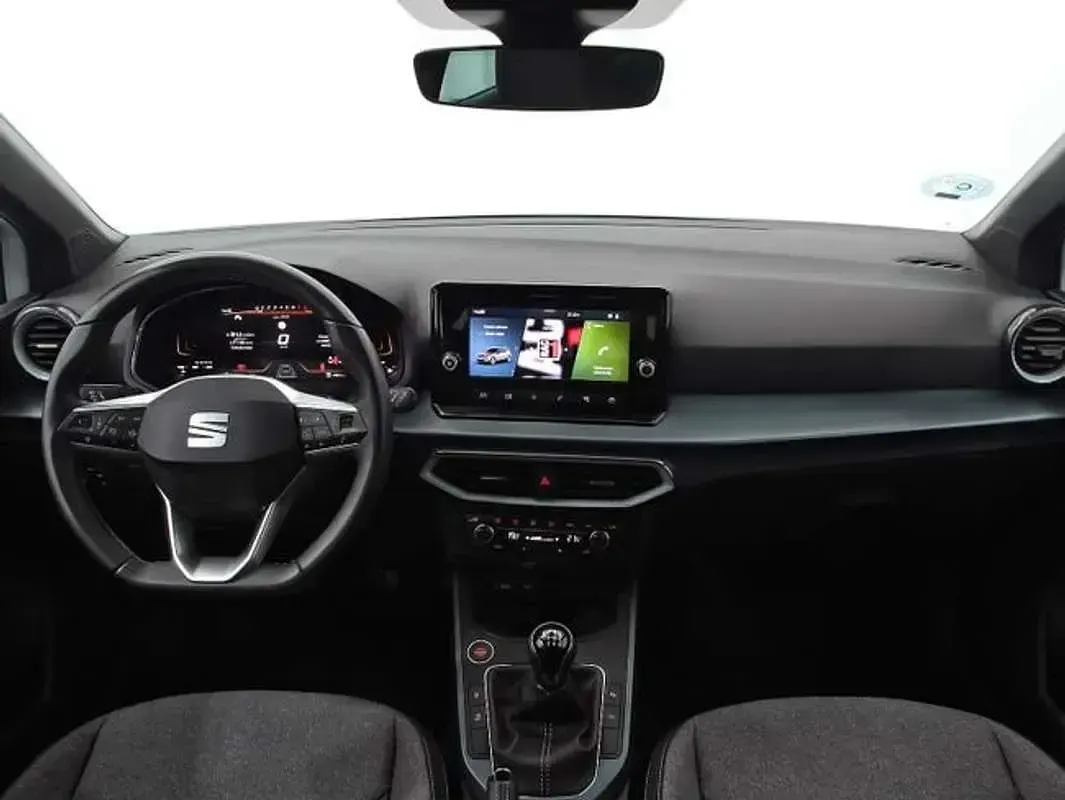 Usado Seat Arona 116 CV (85 kW) 2025 Blanco SUV