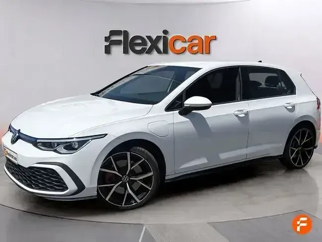 Usado VW Golf VIII GTE 245 CV (180 kW) 2021 Blanco Berlina