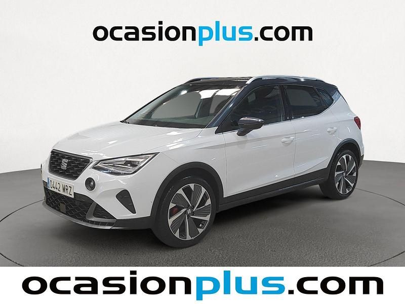 Blanco Usado 2024 Seat Arona FR SUV | 20.319 € (Precio justo) - Imagen 1/4
