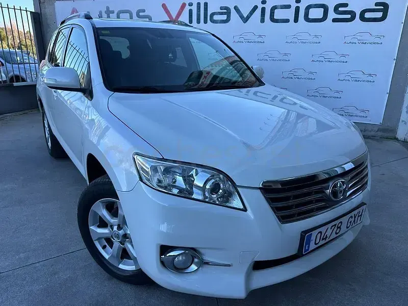 Usado Toyota RAV4 Executive 150 CV (110 kW) 2010 Blanco SUV