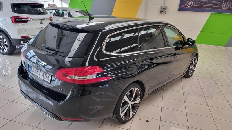 Usado Peugeot 308 SW GT 181 CV (133 kW) 2017 Familiar