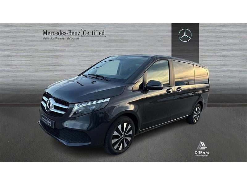 Gris Usado 2023 Mercedes V250 Monovolumen | 55.539 € (Precio justo) - Imagen 1/4