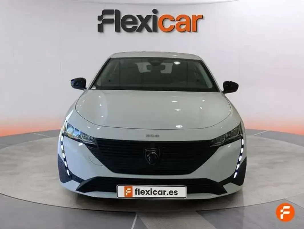 Usado Peugeot 308 Active 131 CV (96 kW) 2023 Blanco Utilitario