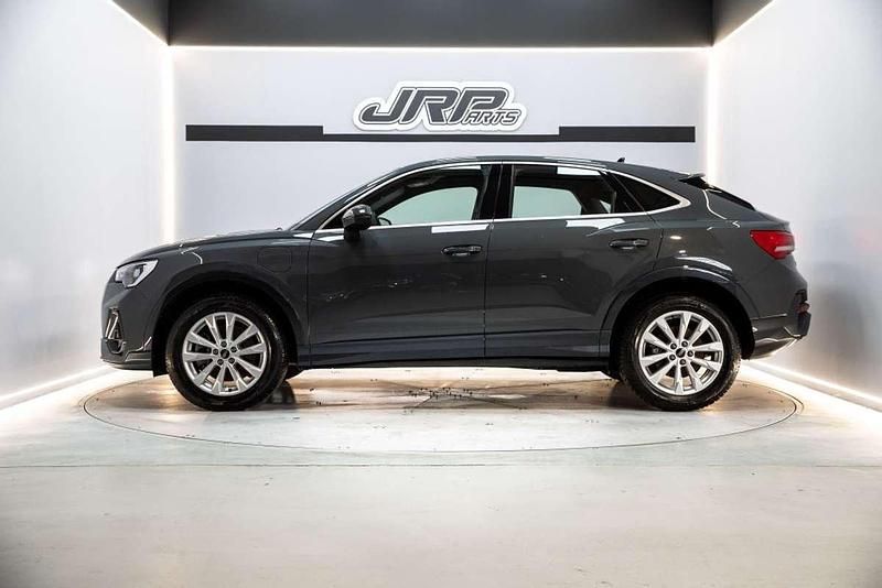 Usado Audi Q3 Sportback S-Line 245 CV (180 kW) 2024 Gris SUV