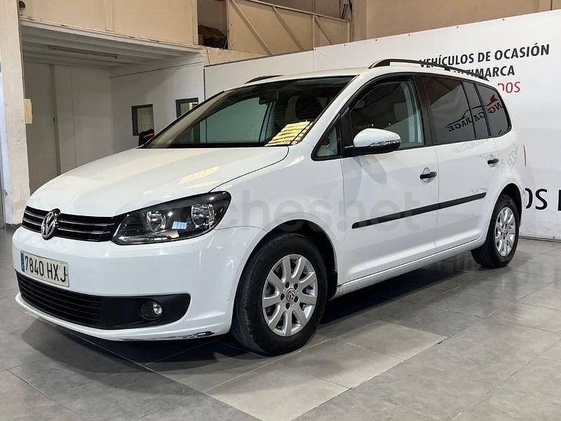 Usado VW Touran Edition 105 CV (77 kW) 2014 Blanco Monovolumen