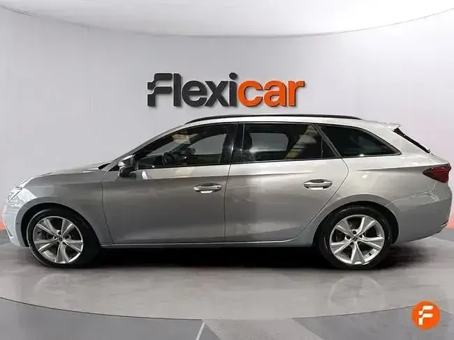 Usado Seat Leon FR 150 CV (110 kW) 2022 Gris