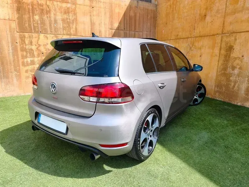 Usado VW Golf VI GTI 210 CV (154 kW) 2011 Gris / plata Utilitario
