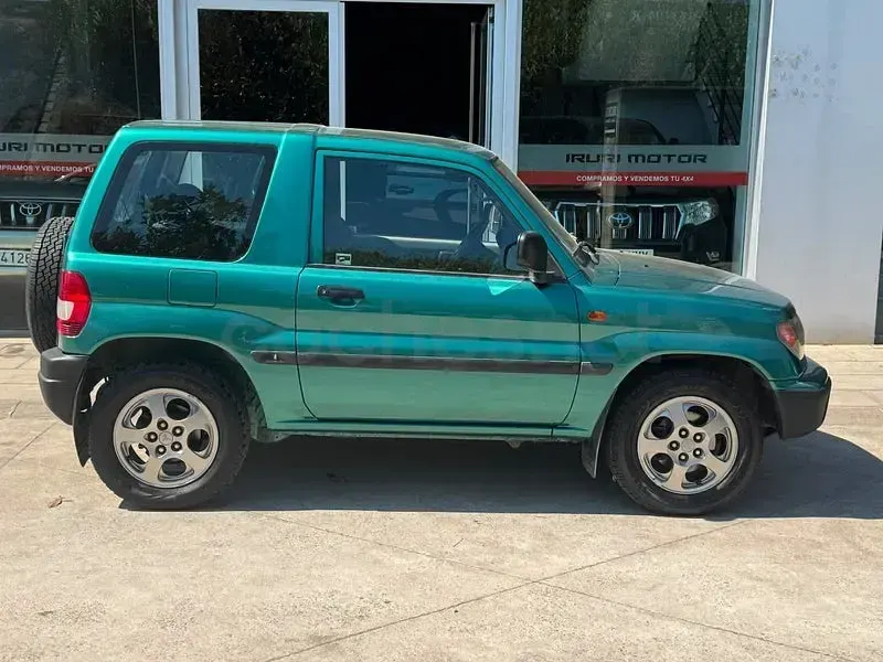 Usado Mitsubishi Montero 120 CV (88 kW) 1999 Verde SUV