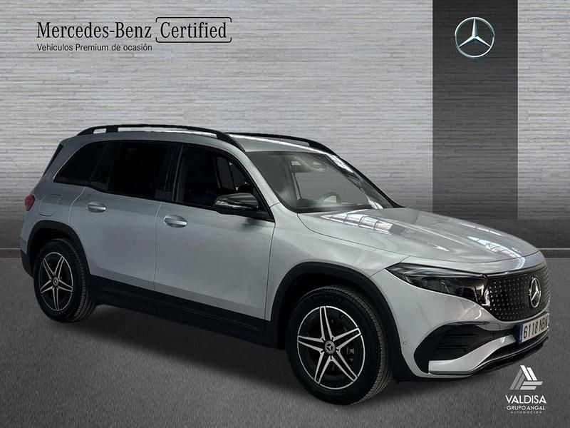 Usado Mercedes EQB250+ AMG 139 kW (190 CV) 2025 Gris / plateado SUV