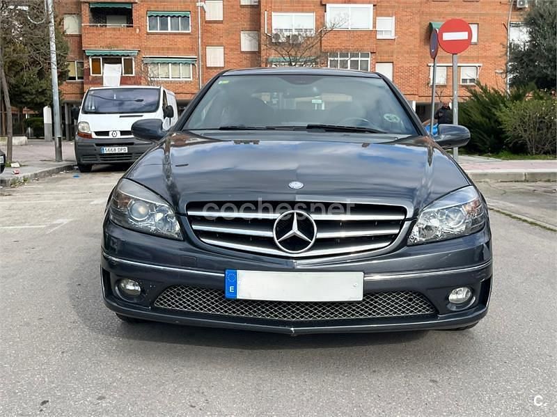 Usado Mercedes CLC220 150 CV (110 kW) 2010 Gris / plata Utilitario
