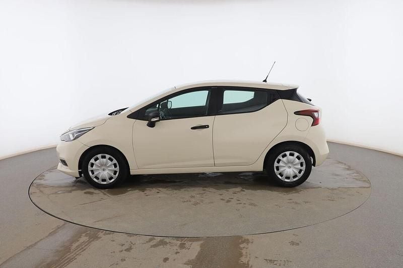 Usado Nissan Micra Acenta 101 CV (74 kW) 2019 Beige Berlina