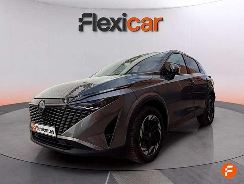 Usado Nissan Qashqai N-Connecta 140 CV (102 kW) 2025 Gris SUV