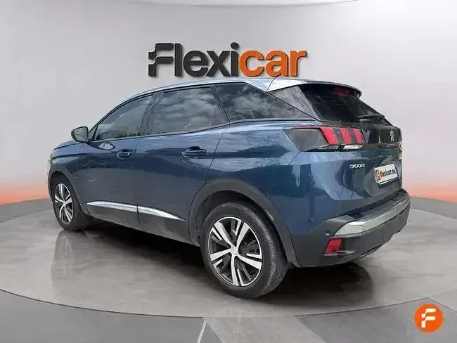 Usado Peugeot 3008 Allure 130 CV (95 kW) 2023 Azul SUV