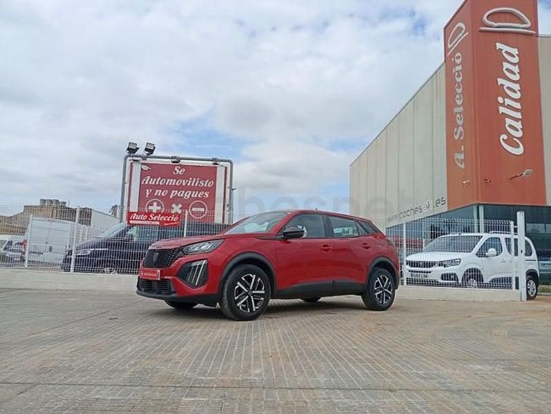 Usado Peugeot 2008 Active 100 CV (73 kW) 2023 Rojo SUV