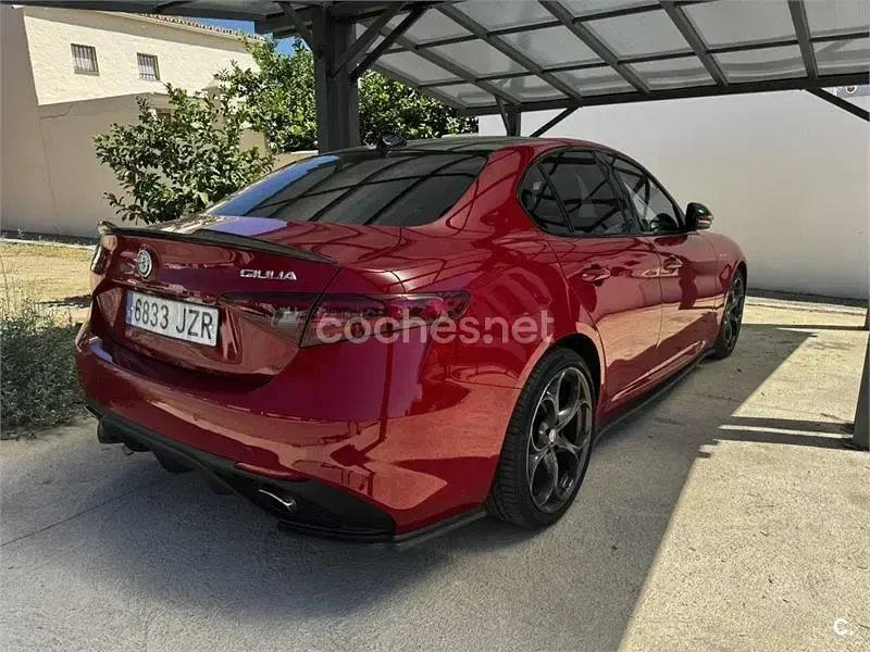 Usado Alfa Romeo Giulia Veloce 280 CV (205 kW) 2017 Rojo Berlina